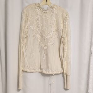 Tiny Elegant Cream Lace Women's Top